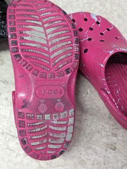 Crocs Size 4