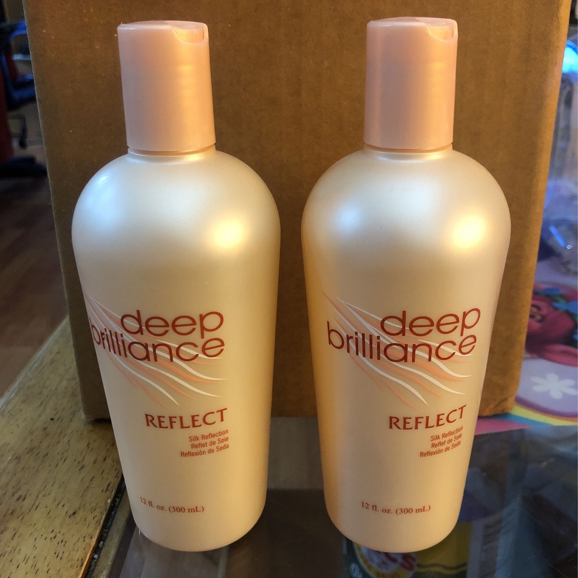 Deep Brilliance reflect Is A Serum With Real Silk 
