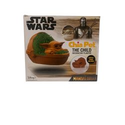 Chia Pet Star Wars Mandalorian "The Child" Floating Decorative Grow Planter Kit