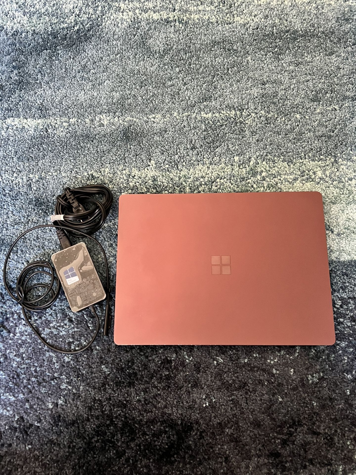 Microsoft Surface Laptop 2 , i7/16GB/512GB Burgundy