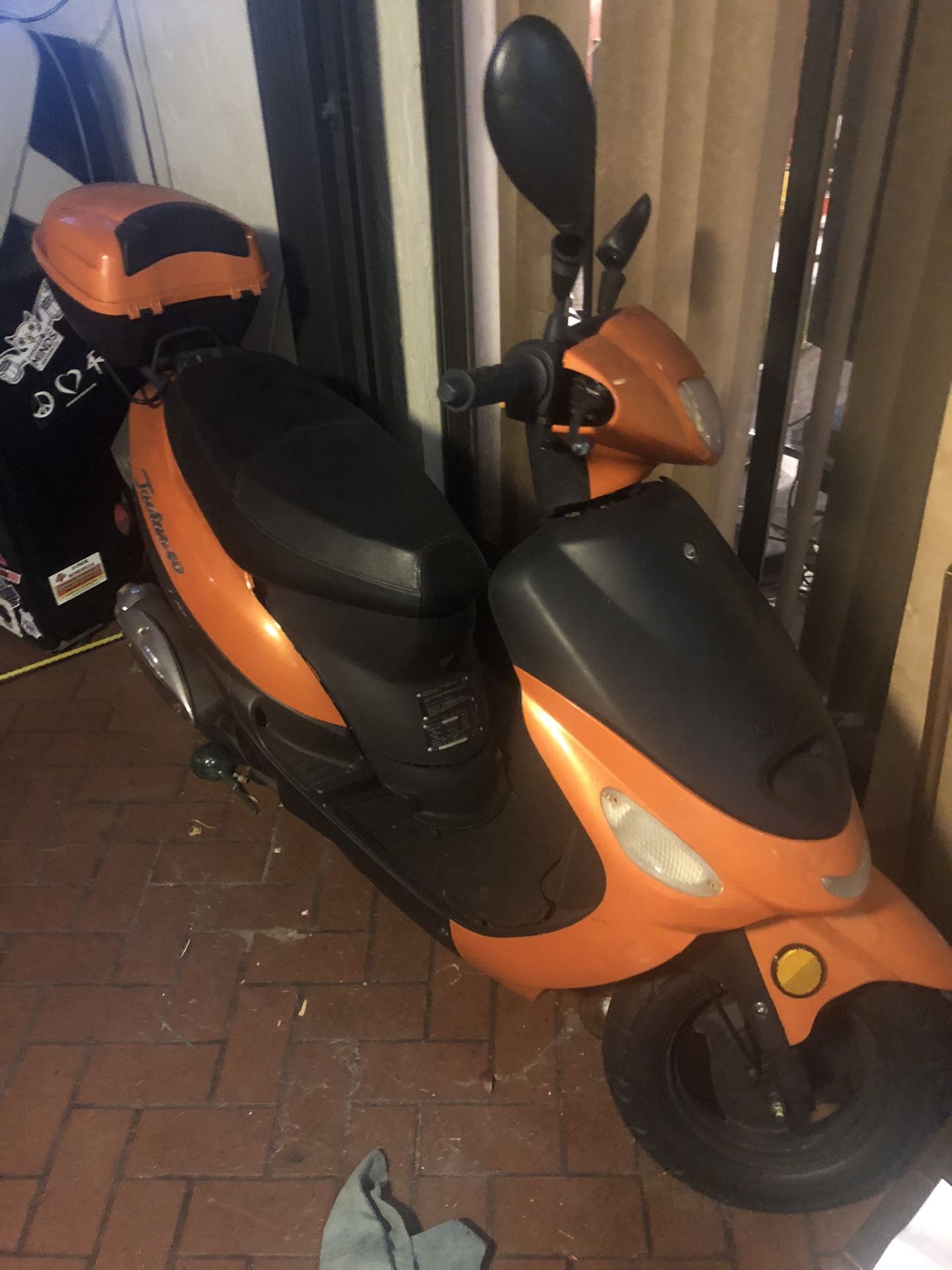 2018 Tao Tao 50cc scooter for Sale in Delray Beach, FL OfferUp