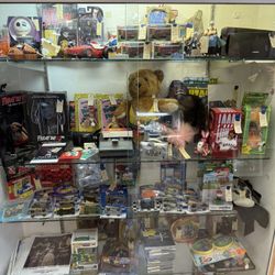 Vintage Collectibles, Toys, Cameras