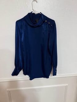 Elegant blue satin blouse size large in good condition