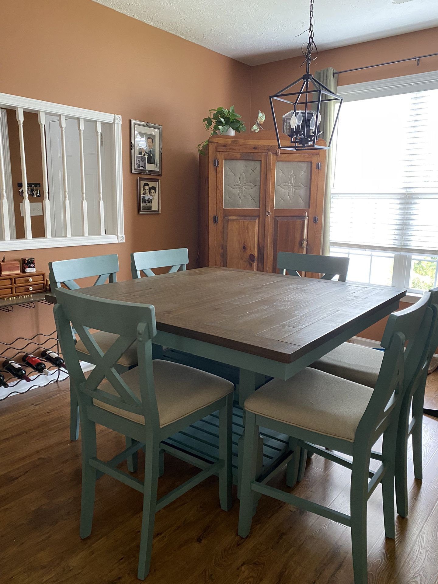 Dining set