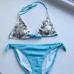 Victoria Secret Beaded Flowered Turquoise Bikini!! (Size: Small) 