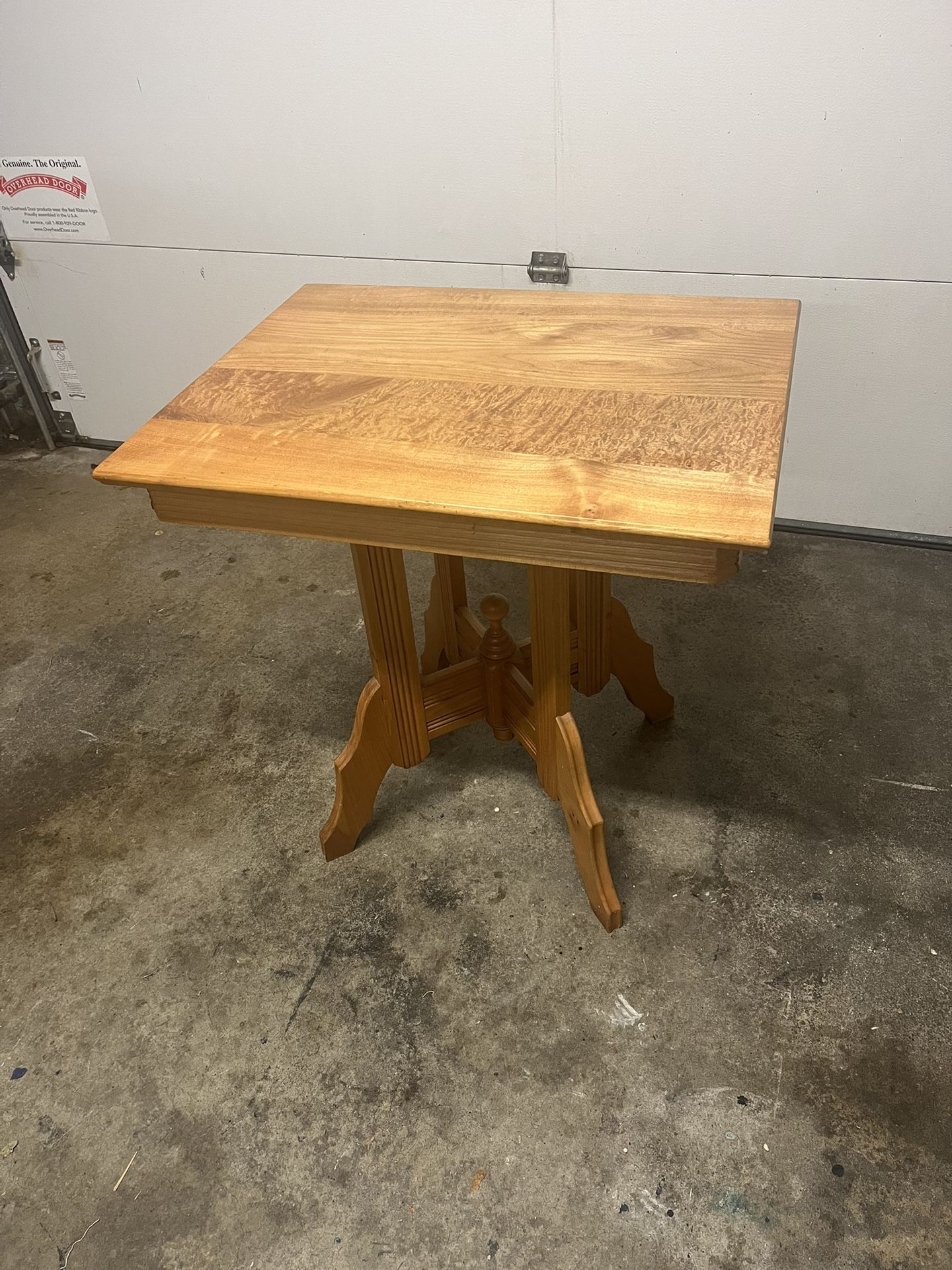 Vintage Eastlake Style Solid Wood Maple Parlor Table