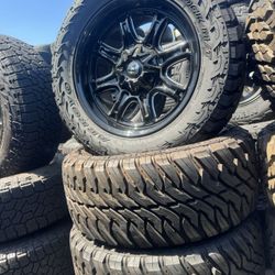 WHEELS FUEL 20x10 BRAND NEW CHEVY/FORD
