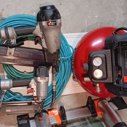 Porter Cable Air Compressor. Includes Guns and Hoses