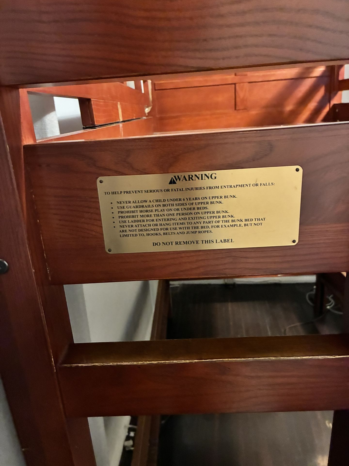 Disney Hotel Kid  Bunkbed 