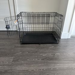New 18.5” X 29” Dog Crate