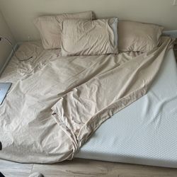 Queen Memory Foam Mattress 