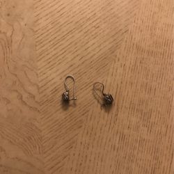 Vantage Silver Ear Ring With Real Stone.