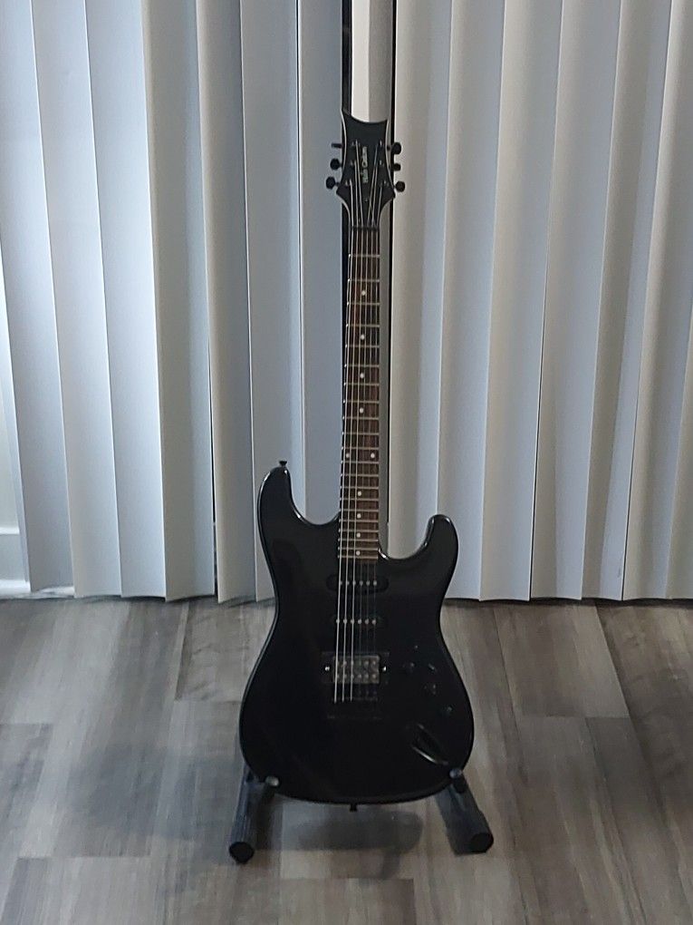 Halo Guitars Mint Condition with  Vox Amp