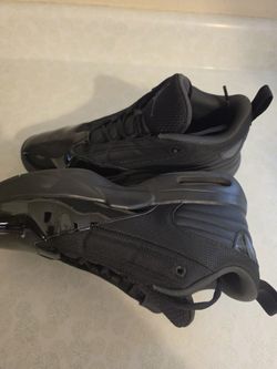 JORDAN MAX AURA 6
