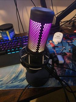 HyperX microphone quadcast s