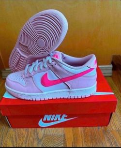 Nike Dunk Low GS DH9765-600 Size 6Y / 7.5W Brand New