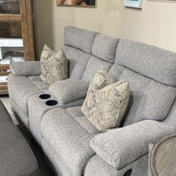 loveseat  New