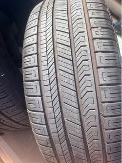 Tires continental 235-55/19