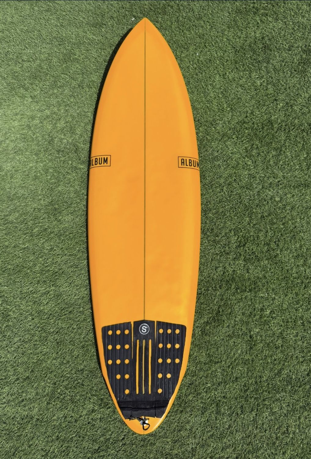 Album Twinsman Surfboard Pin Tail 5’8 