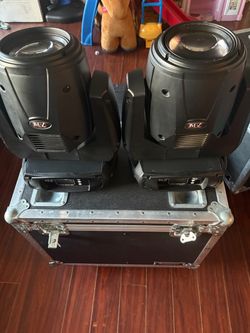 2 JMaz Moving Head Beam Lights with Road Case – Pair
