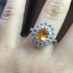 14K Oval Garnet Ring With Diamond 