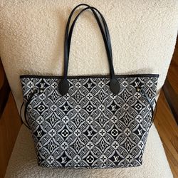 Louis Vuitton Neverfull MM limited Edition 