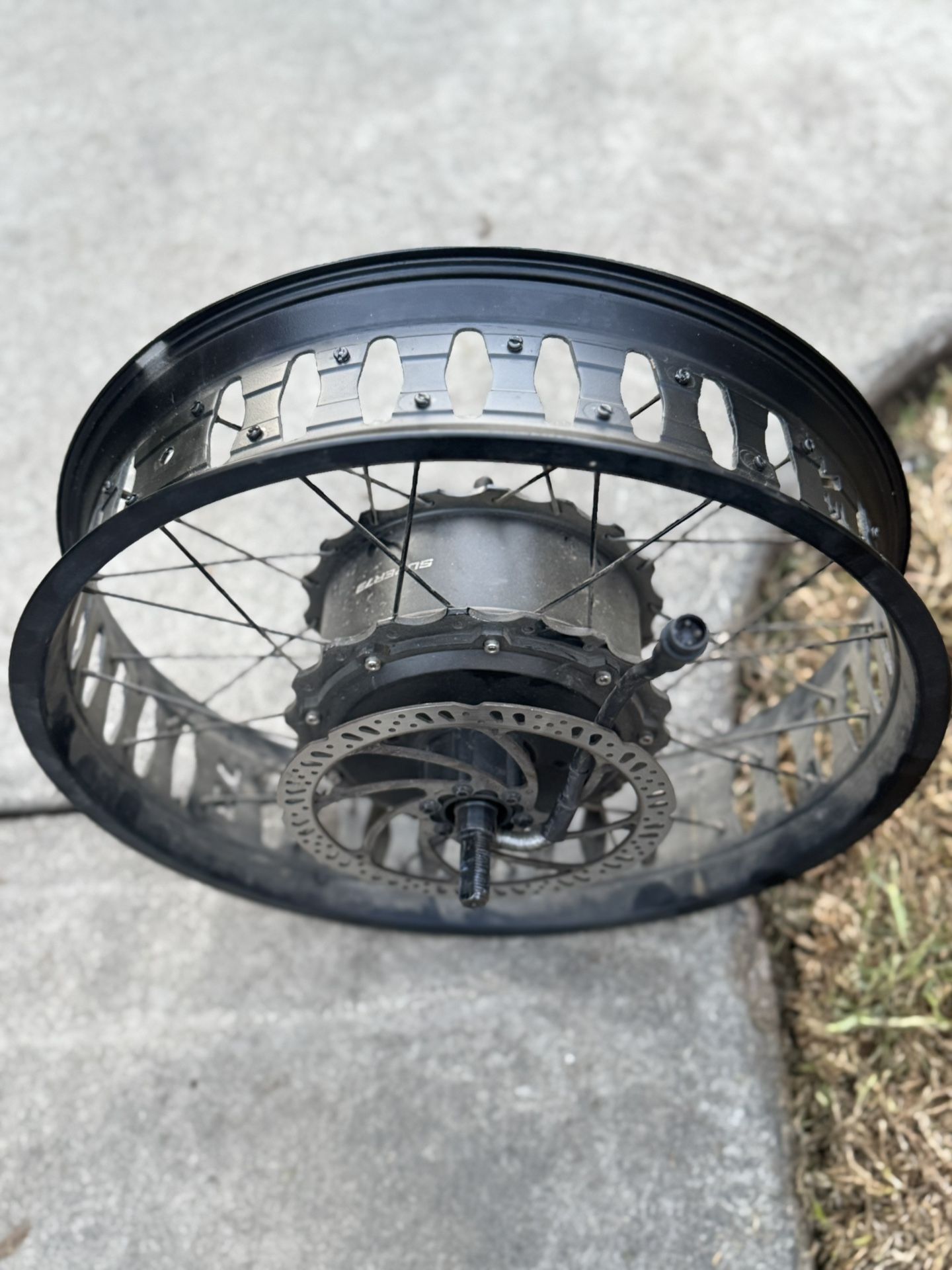 Super 73 ZX Motor Hub Wheel With Inner Tube And Tire