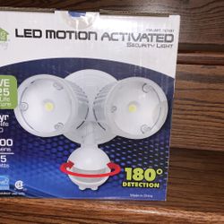 LED MOTION ACTIVATED 180 Detection