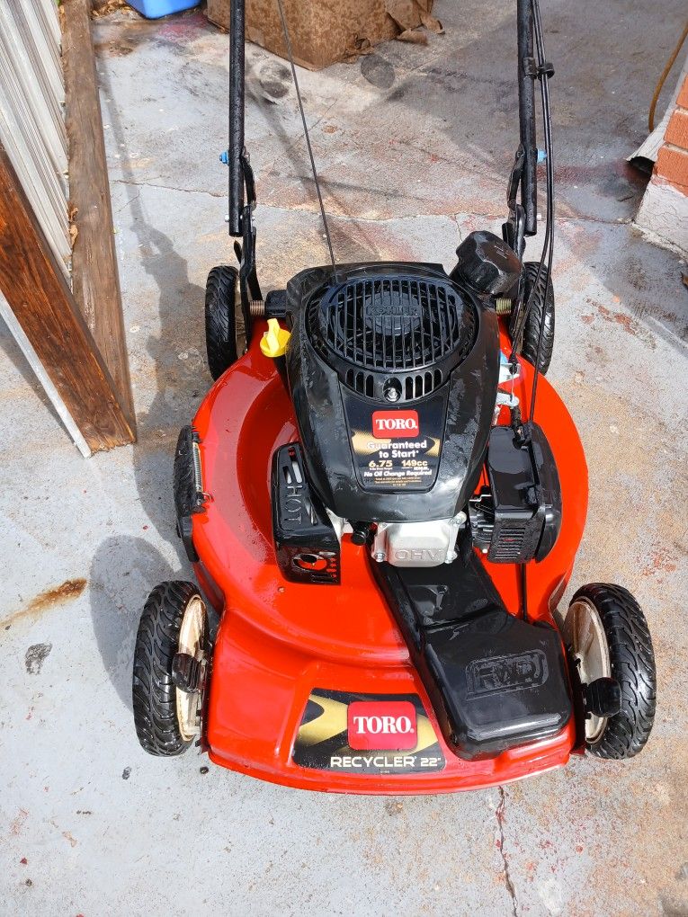Toro Recycler 22" Guaranty To Start.