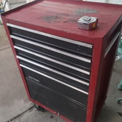 CRAFTSMAN TOOL BOX WITH 5 DRAWERS