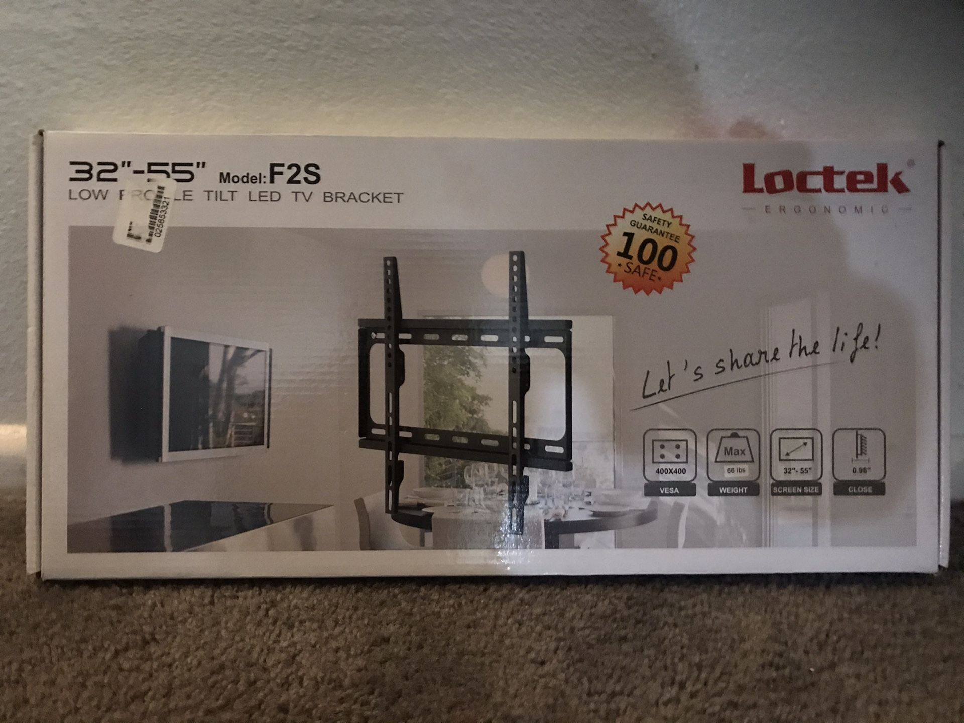 Loctek LED TV BRACKET.for 32/55/ inch (new in box