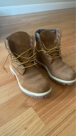 Timberland 6-inch premium waterproof boots. Size 9. (RRP $198)
