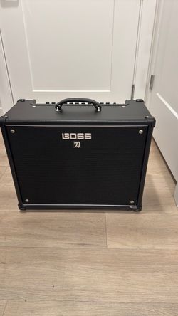 Boss katana -100 Gen3 100 watt1x12 inch combo  amplifier