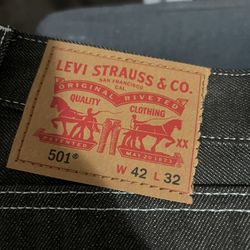 Levi’s Pants 