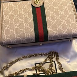 Gucci Beige GG Supreme Canvas Shoulder Bag 