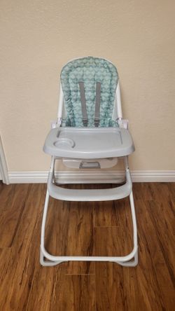 Like New Ingenuity Baby High Chair ( Foldable). Price Firm!