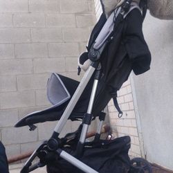 Colugo Stroller Beige Like New $40