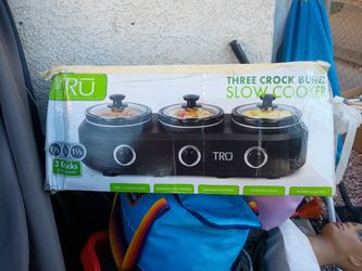 TRU Three Crock Buffet Slow Cooker