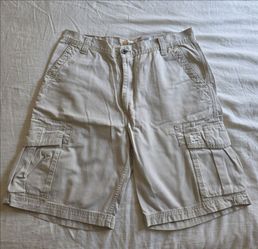 Levi's Men's Beige Carrier Cargo Shorts- Size W36