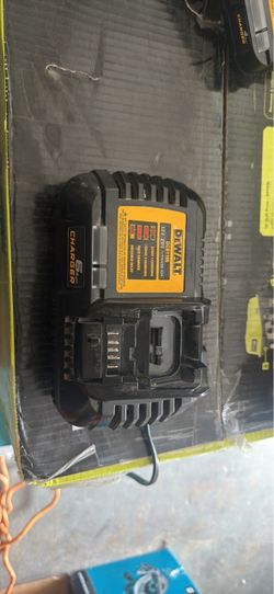 DEWALT DCB1106 12V/20V Battery Charger