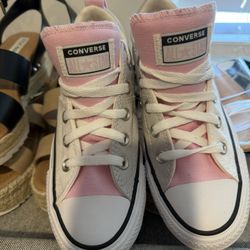 Women’s Converse 
