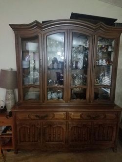 Curio cabinet