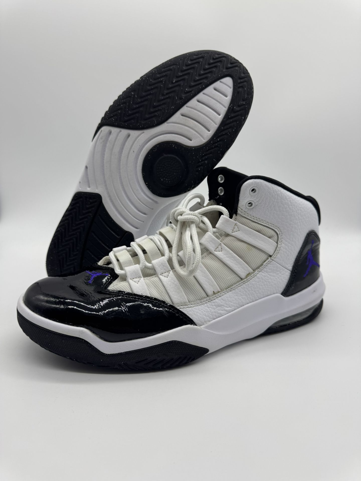 Air Jordan Max Aura Concord 11 Oreo AQ9084 121 Men's Size 8