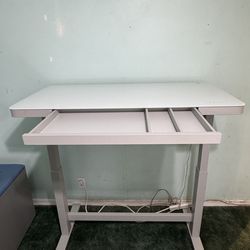 Electric Standing Desk White  - Tresanti Gellar
