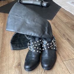 Black Riding Boots