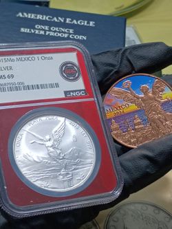 MS 69 2015 Mexican libertad resd lable with 1 oz Lady of Independence copper