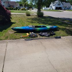 Kayak - Wilderness Systems Pungo120