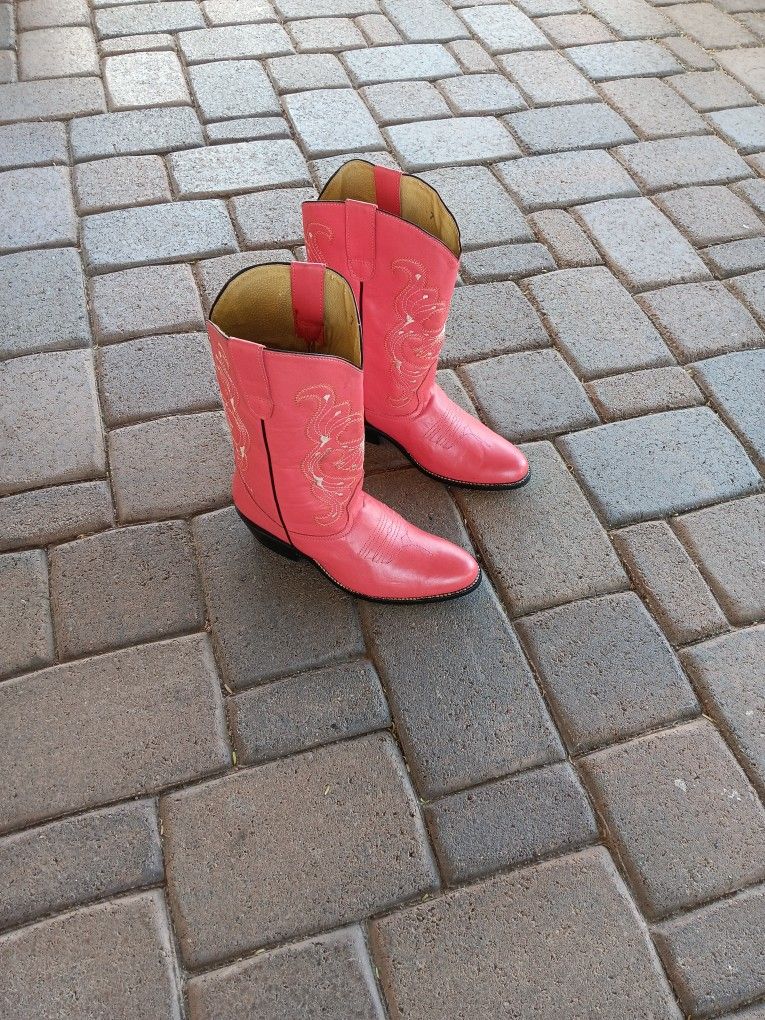 Women's Scarlet Red Size: - Main Image