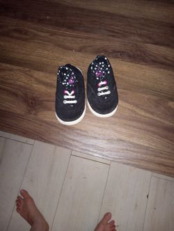 Toddle Shoes 