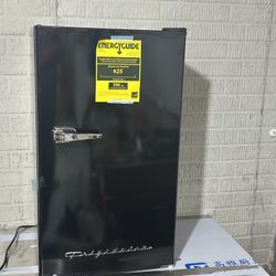 Mini Refrigerator **BRAND NEW**